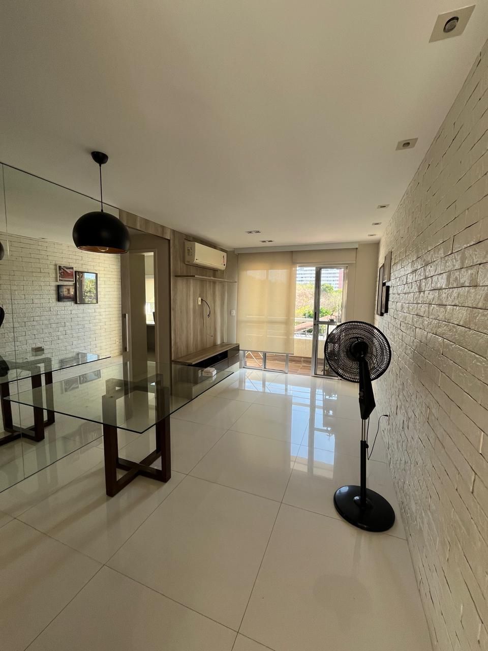 Apartamento à venda com 2 quartos, 58m² - Foto 1