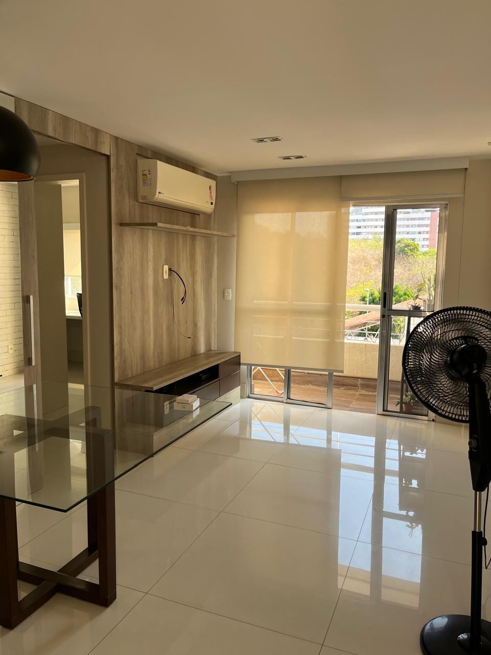 Apartamento à venda com 2 quartos, 58m² - Foto 2