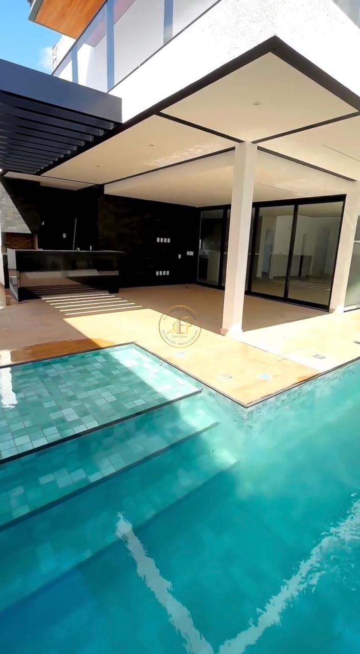 Casa, 5 quartos, 404 m² - Foto 2