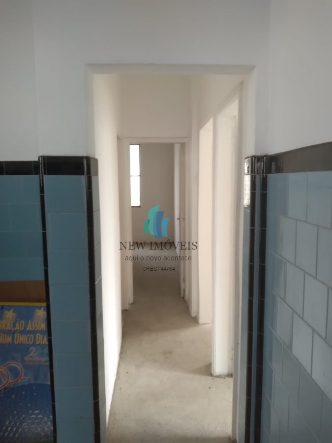 Casa à venda com 2 quartos, 80m² - Foto 17