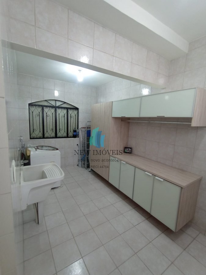 Casa à venda com 2 quartos, 250m² - Foto 17