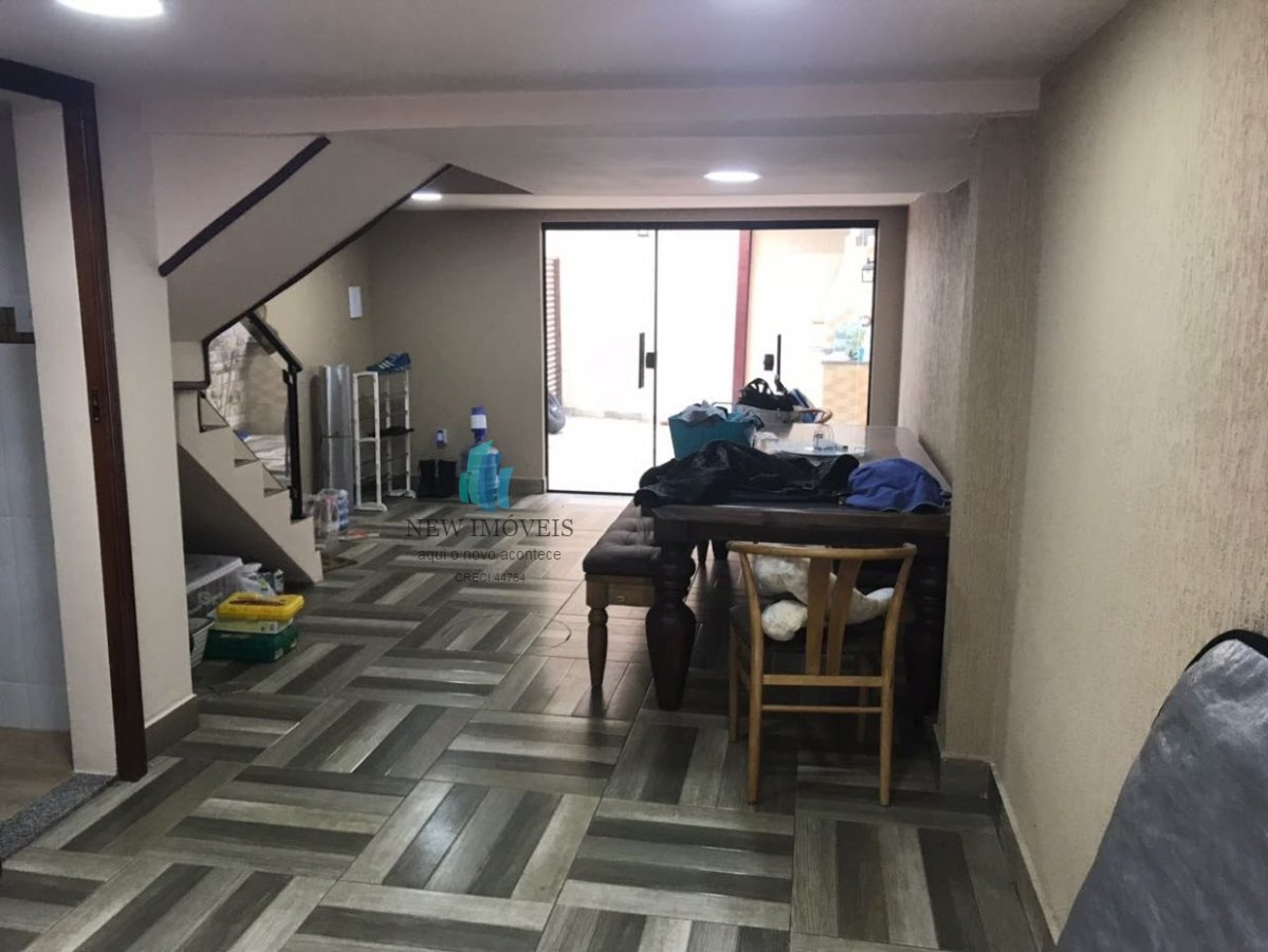 Casa à venda com 2 quartos, 200m² - Foto 12