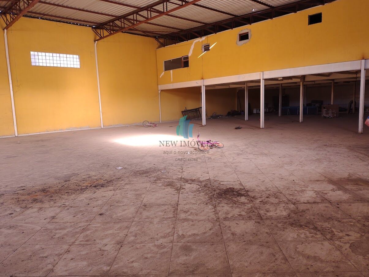 Loja-Salão para alugar, 1000m² - Foto 4