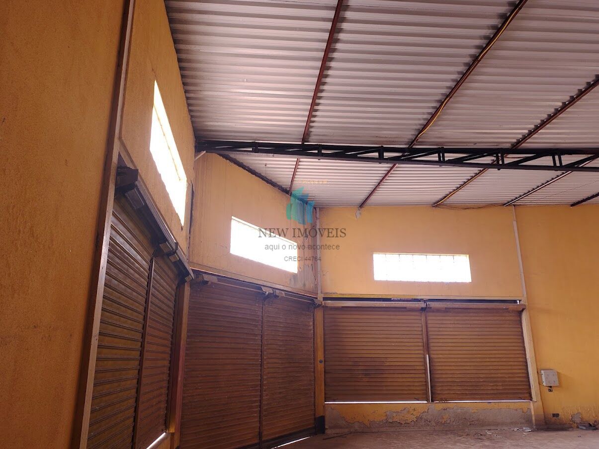 Loja-Salão para alugar, 1000m² - Foto 1