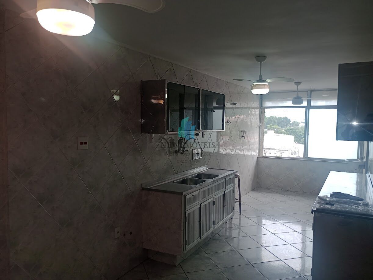 Apartamento à venda com 2 quartos, 150m² - Foto 9