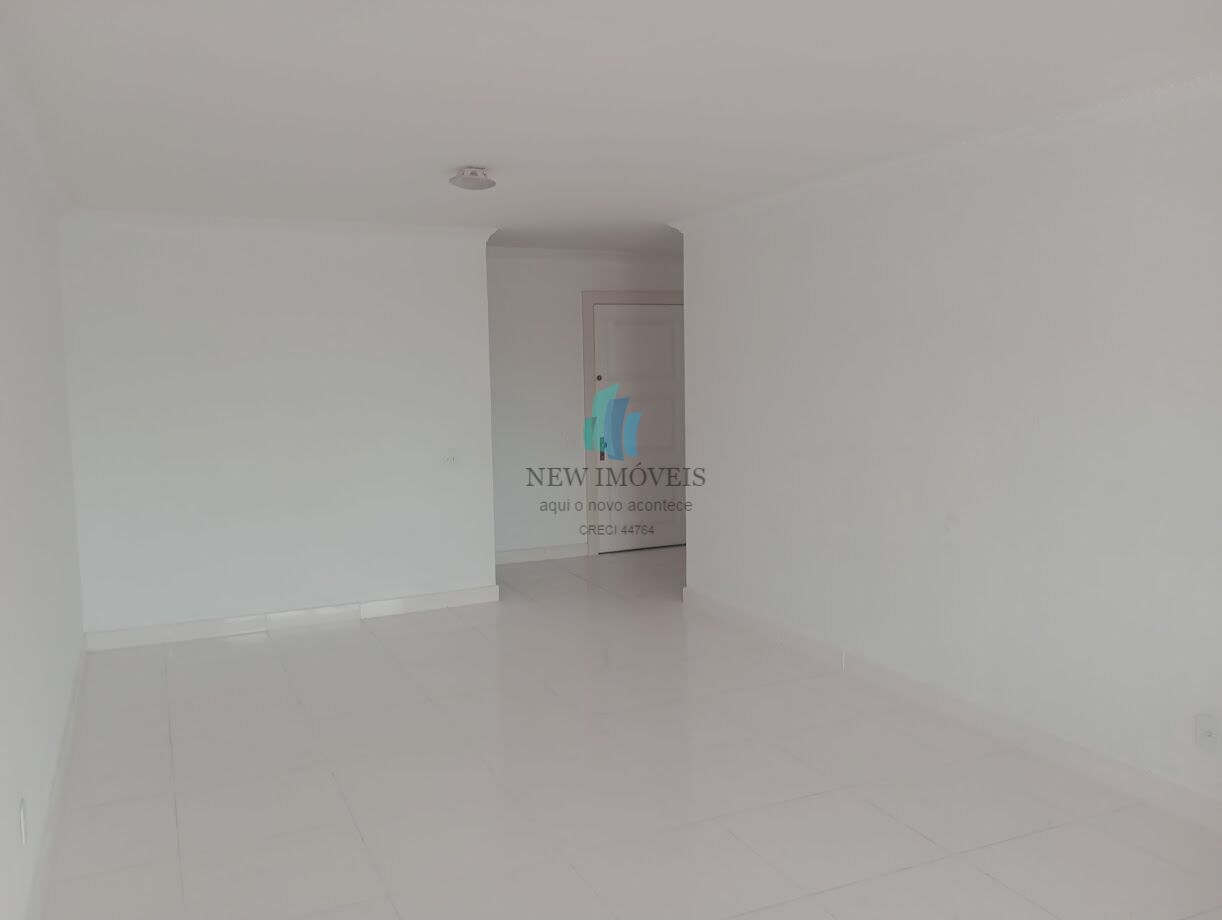 Apartamento à venda com 2 quartos, 150m² - Foto 3