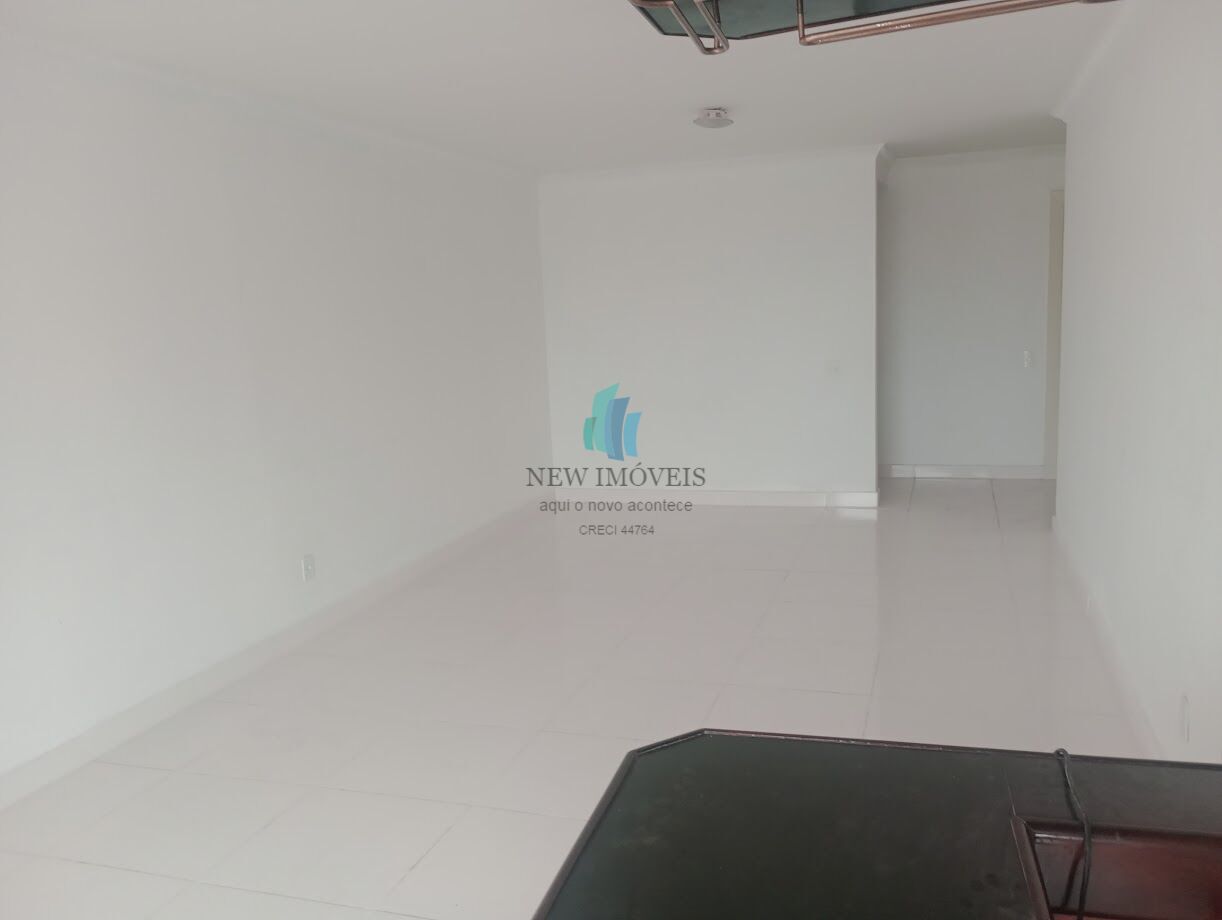 Apartamento à venda com 2 quartos, 150m² - Foto 4