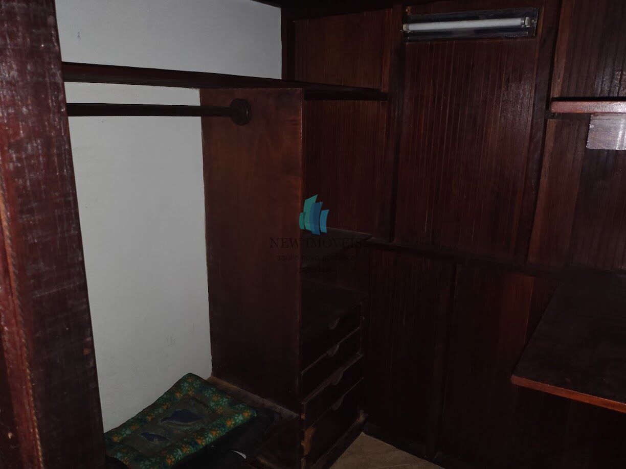 Casa para alugar com 4 quartos, 400m² - Foto 40
