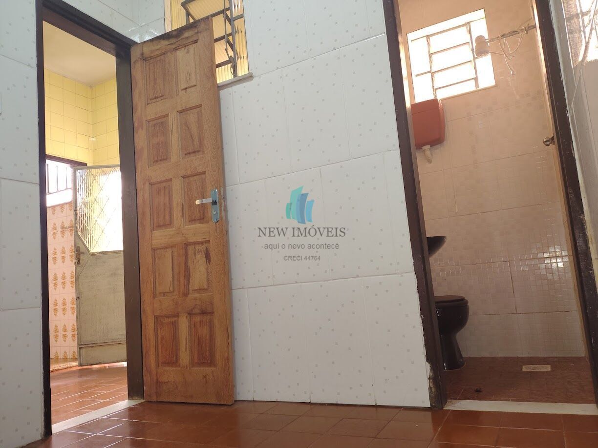 Casa para alugar com 4 quartos, 400m² - Foto 17