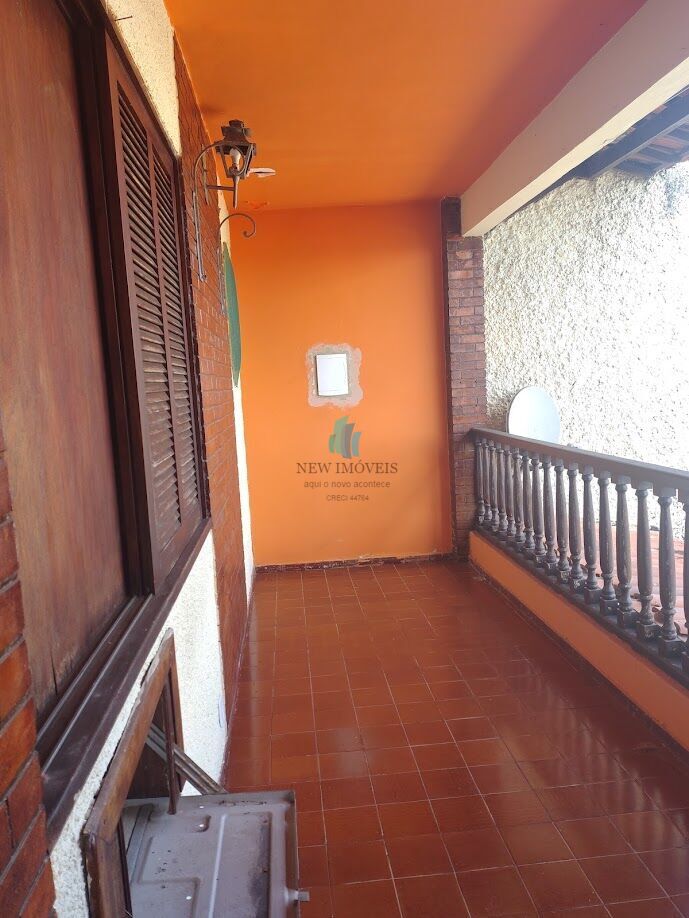 Casa para alugar com 4 quartos, 400m² - Foto 34