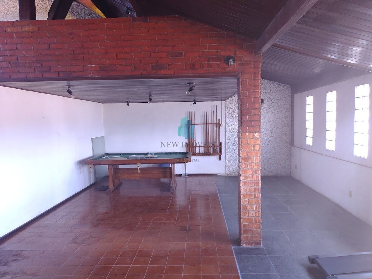 Casa para alugar com 4 quartos, 400m² - Foto 48