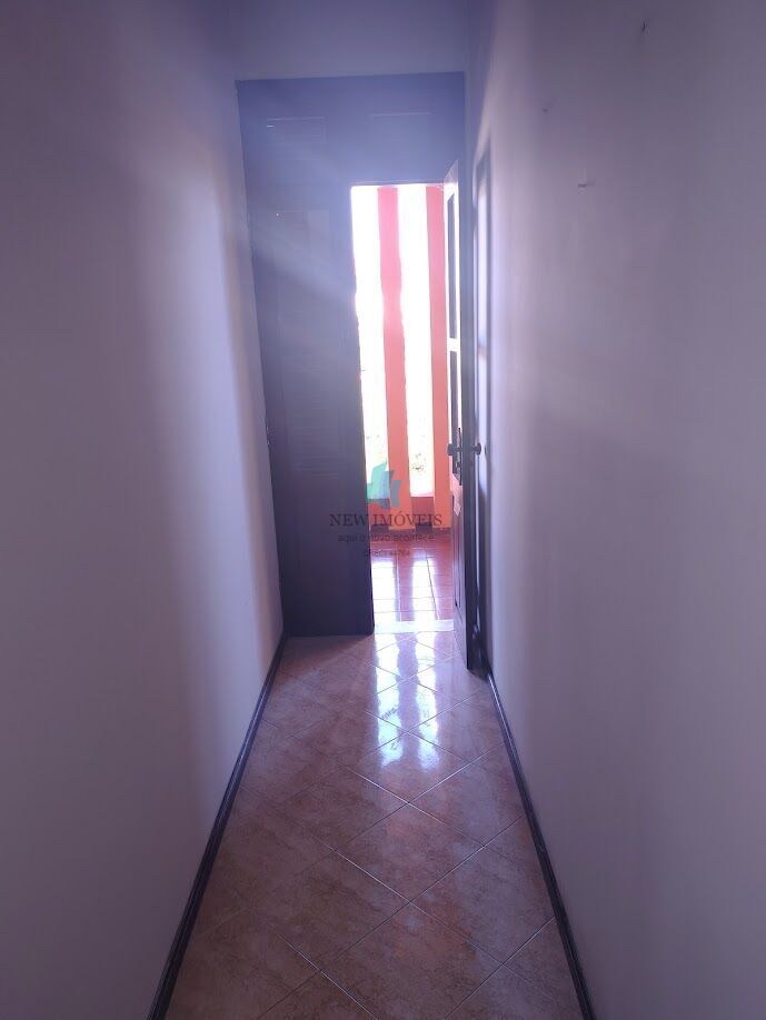 Casa para alugar com 4 quartos, 400m² - Foto 33