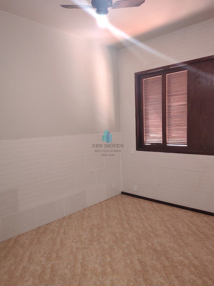 Casa para alugar com 4 quartos, 400m² - Foto 23