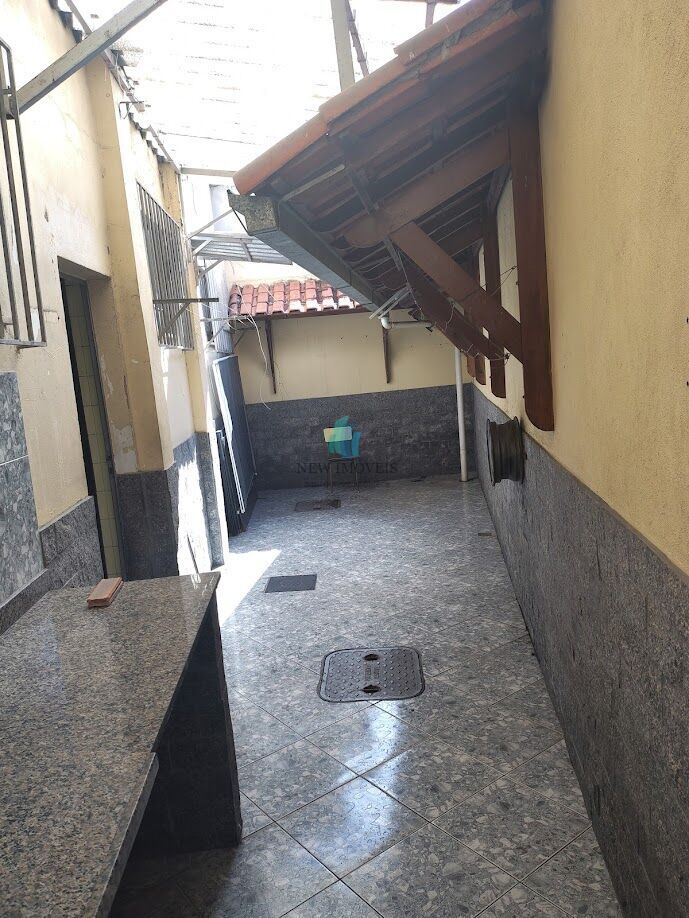 Casa para alugar com 4 quartos, 400m² - Foto 46
