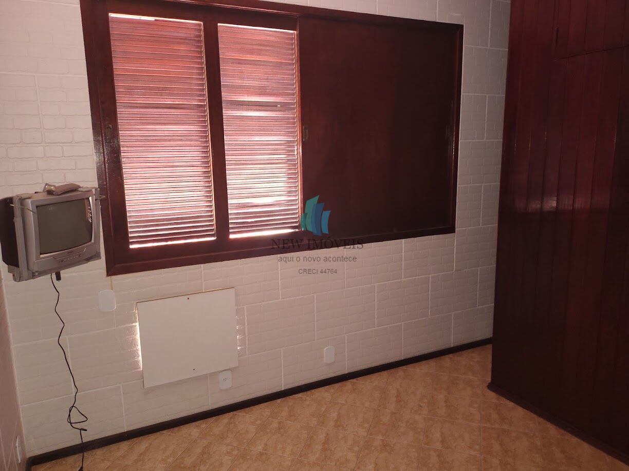 Casa para alugar com 4 quartos, 400m² - Foto 39