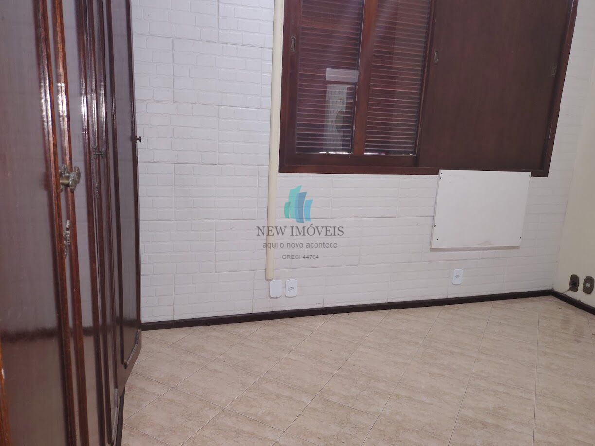 Casa para alugar com 4 quartos, 400m² - Foto 27