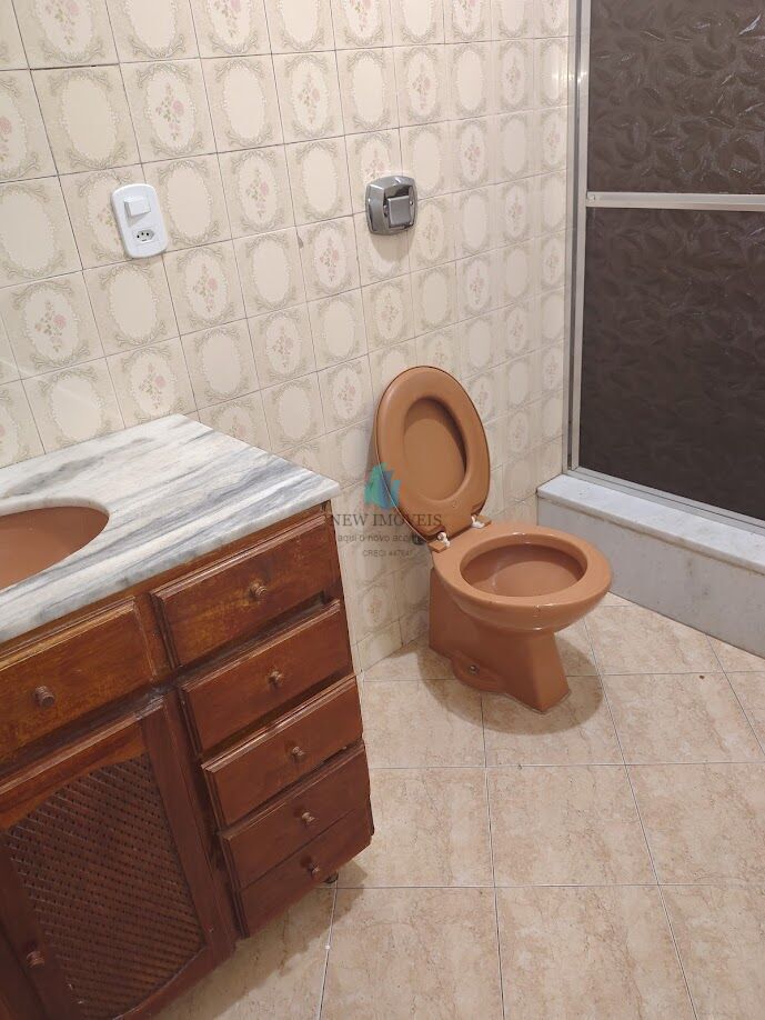 Casa para alugar com 4 quartos, 400m² - Foto 30