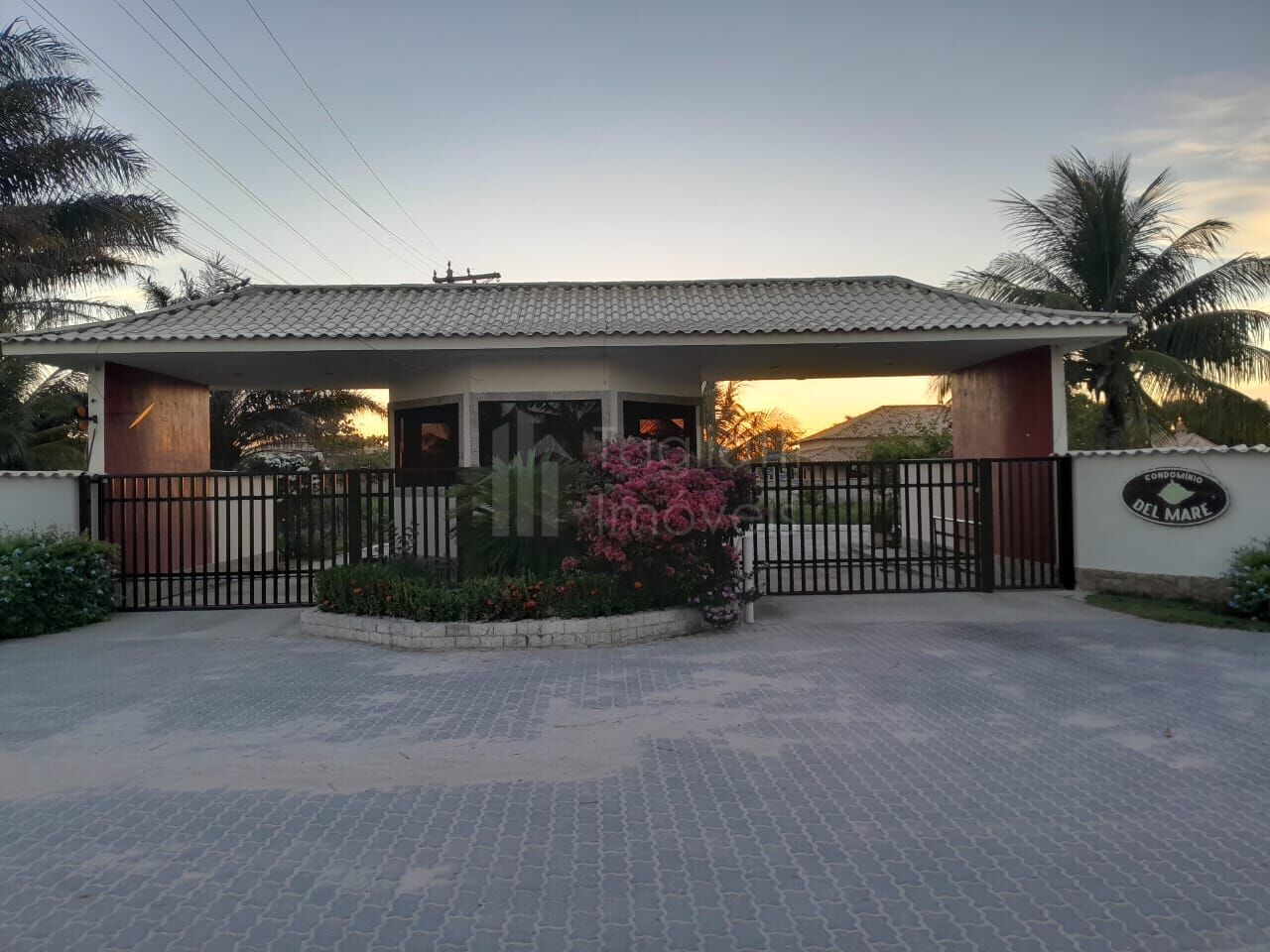 Casa à venda com 3 quartos, 350m² - Foto 35