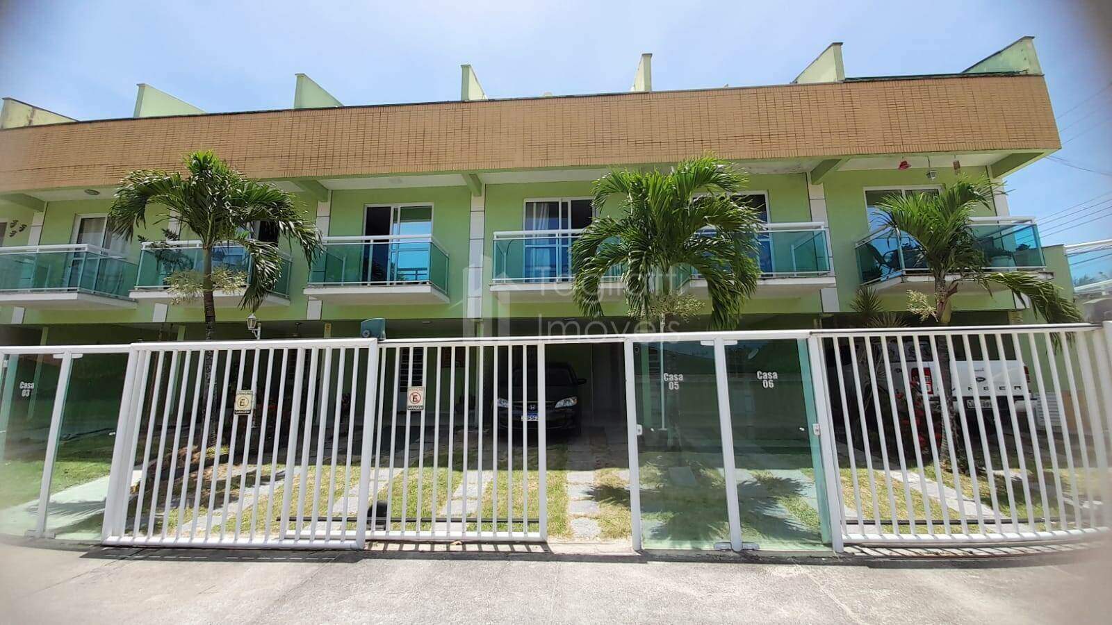 Casa à venda com 2 quartos, 90m² - Foto 1