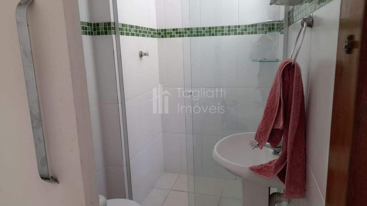 Casa à venda com 2 quartos, 90m² - Foto 9