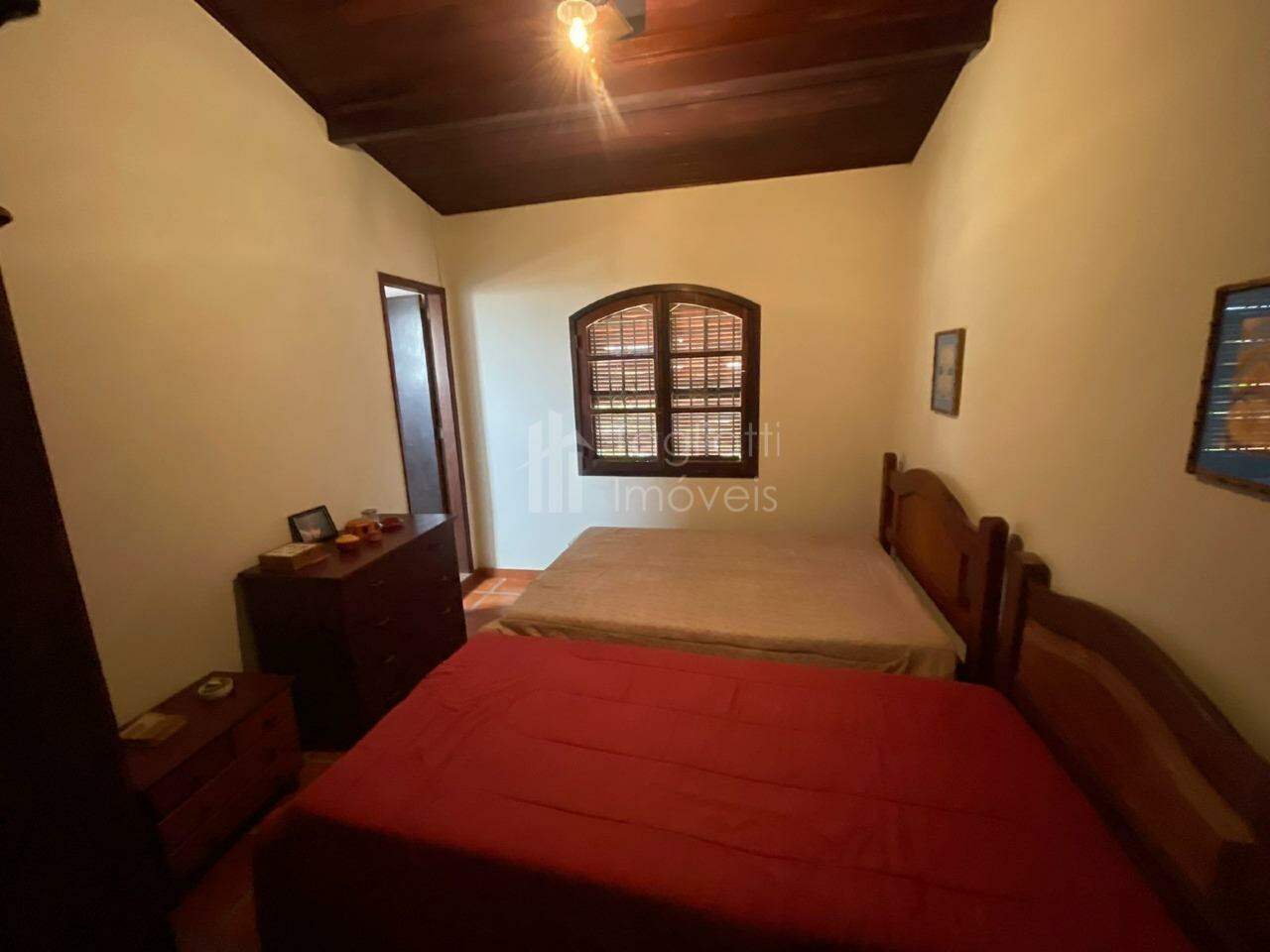 Casa de Condomínio à venda com 6 quartos, 600m² - Foto 24