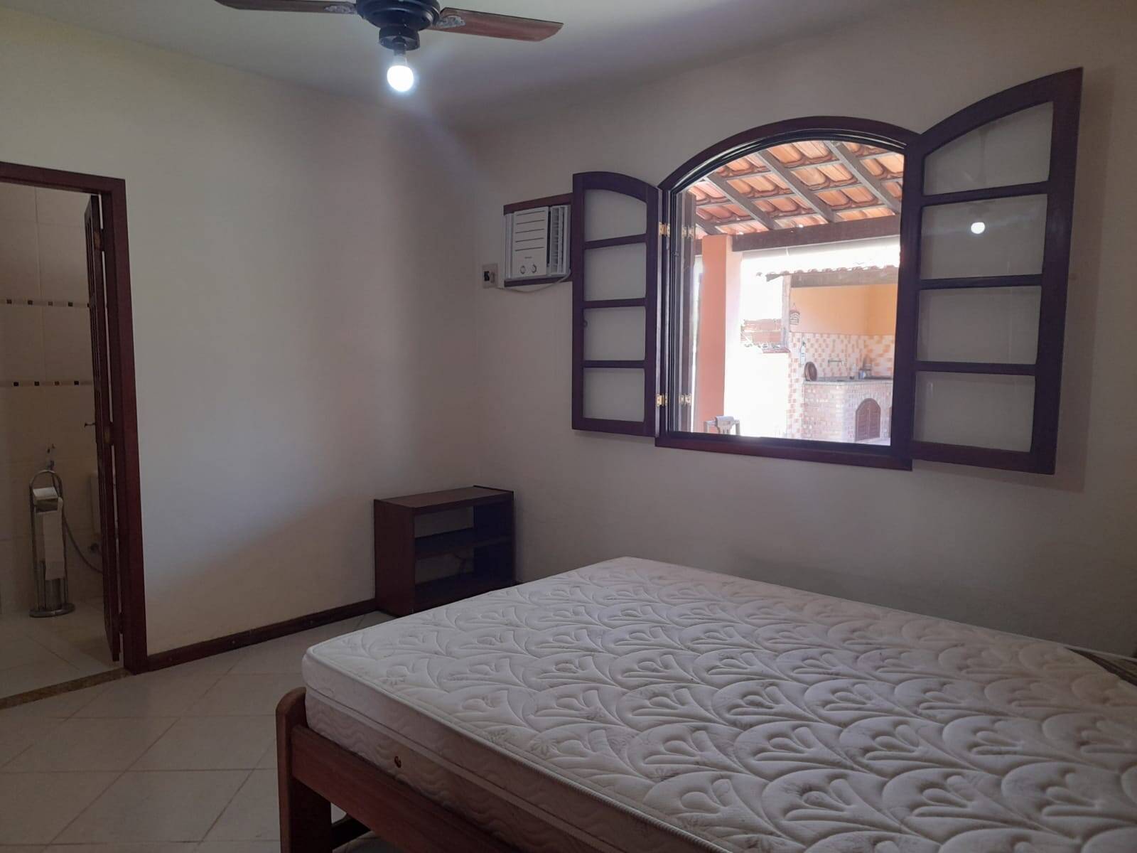 Casa à venda com 2 quartos, 360m² - Foto 42