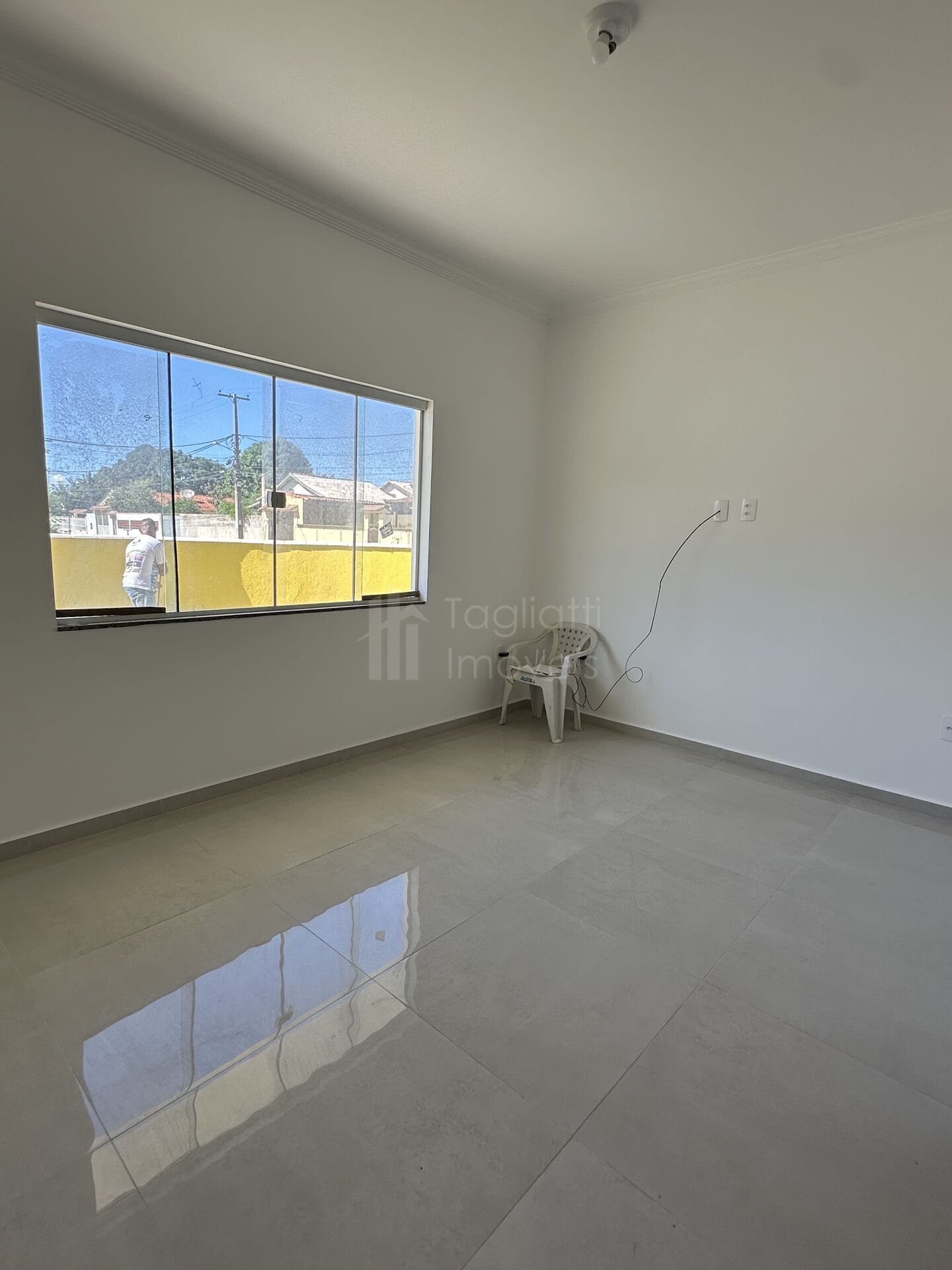 Casa à venda com 3 quartos, 80m² - Foto 3