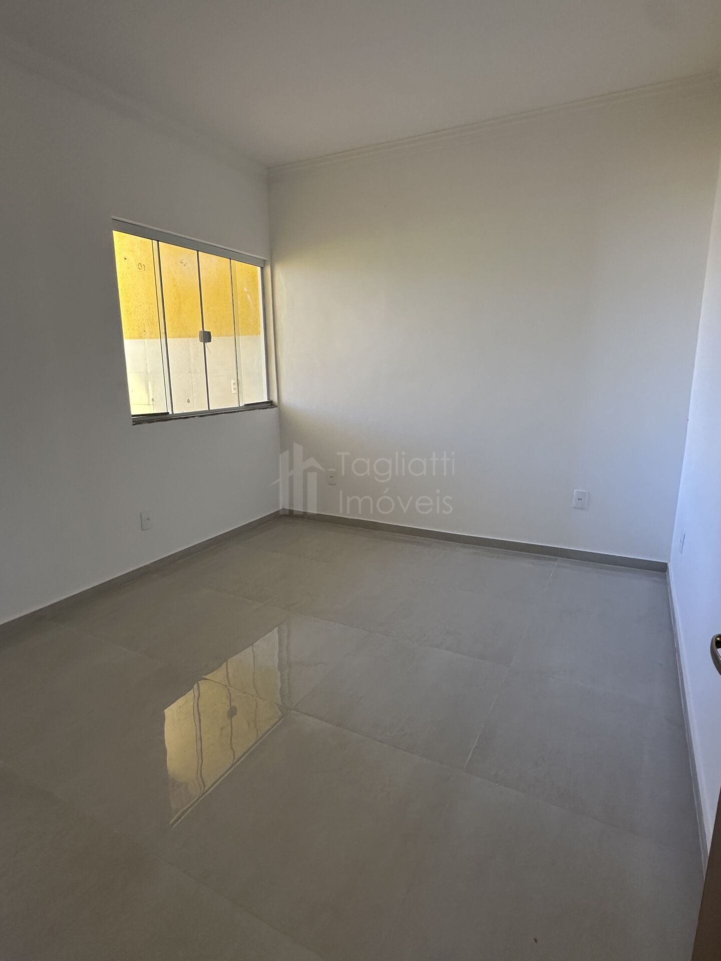 Casa à venda com 3 quartos, 80m² - Foto 5