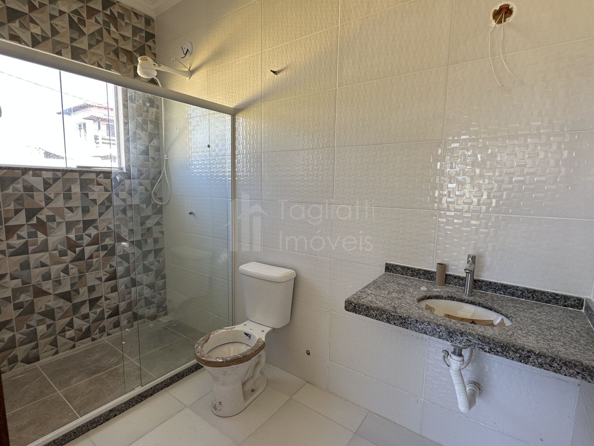 Casa à venda com 3 quartos, 80m² - Foto 4