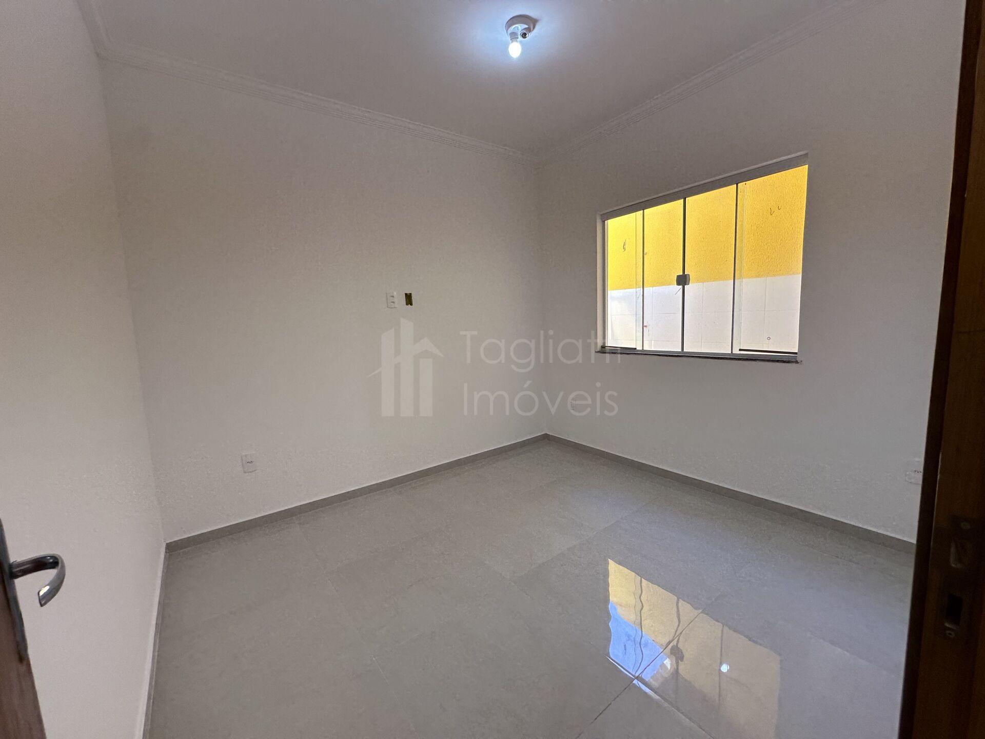 Casa à venda com 3 quartos, 80m² - Foto 7