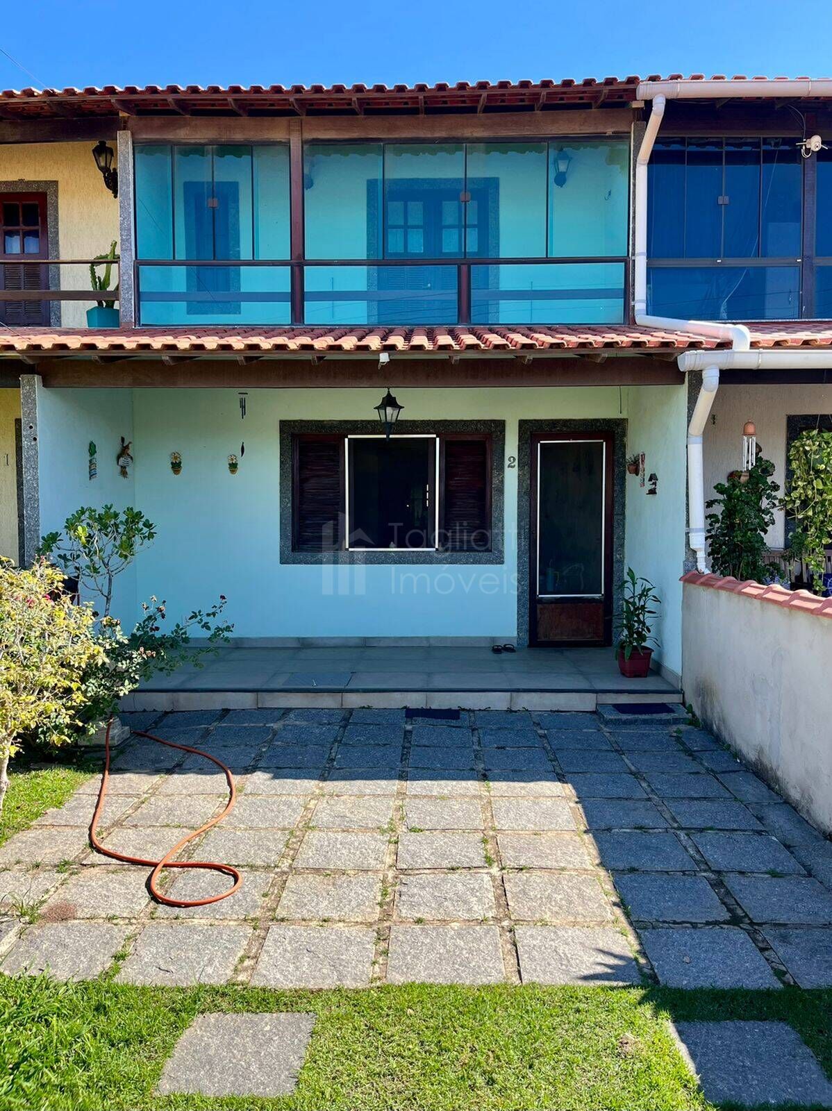 Casa à venda com 2 quartos, 186m² - Foto 2