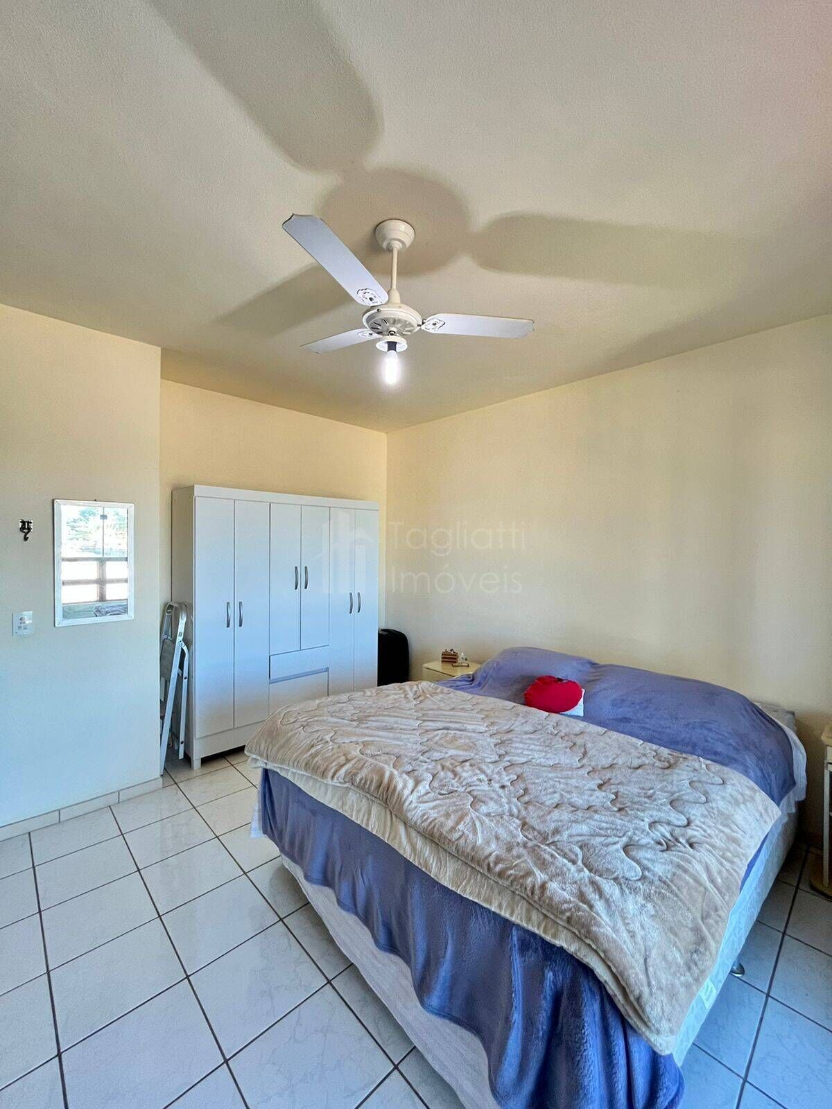 Casa à venda com 2 quartos, 186m² - Foto 14