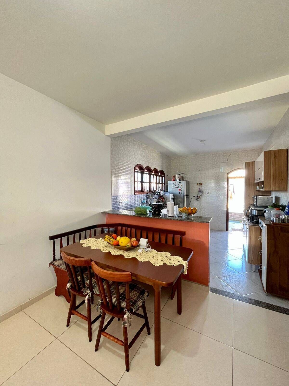 Casa à venda com 3 quartos, 136m² - Foto 7