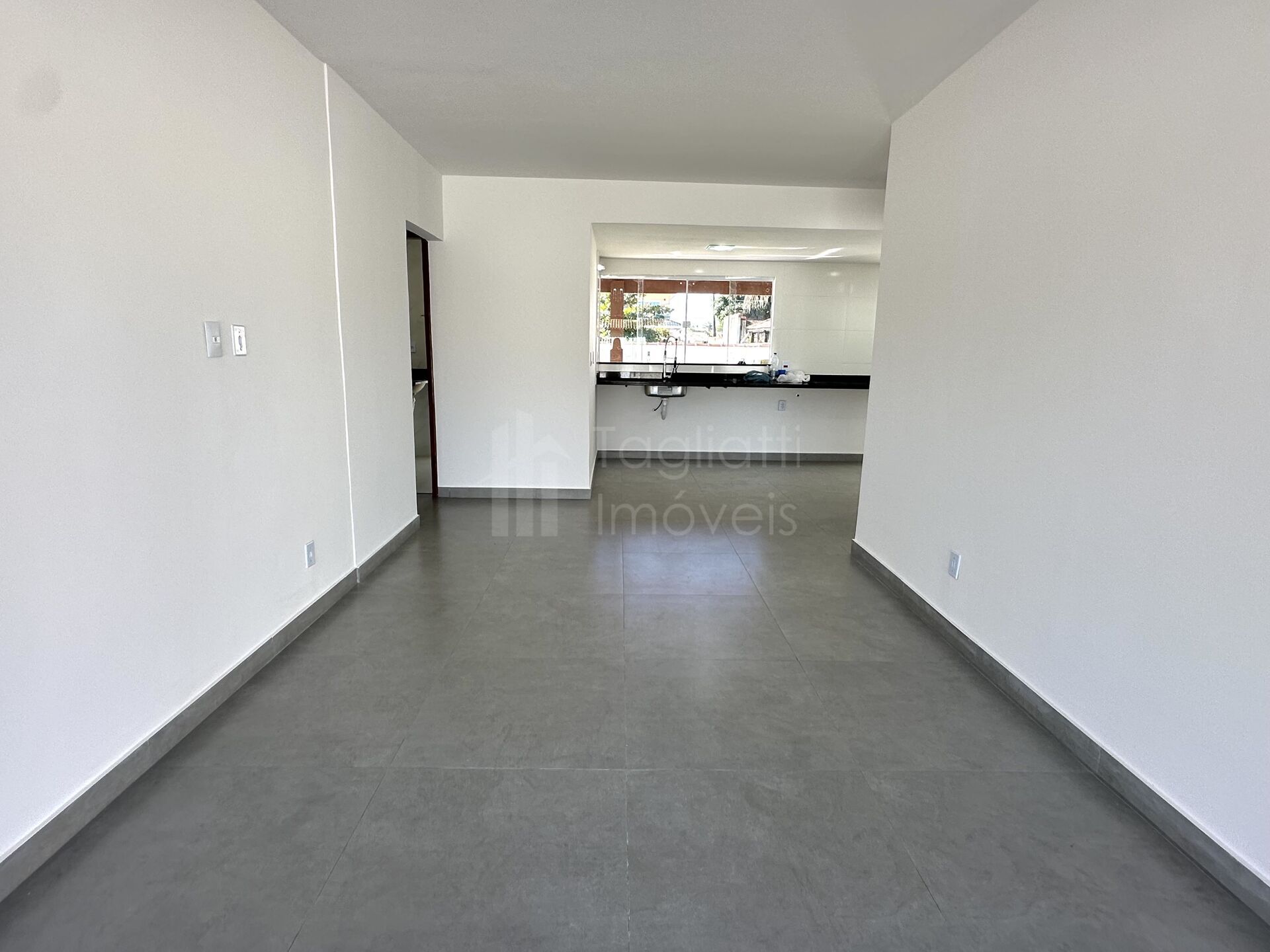 Casa à venda com 2 quartos, 83m² - Foto 5