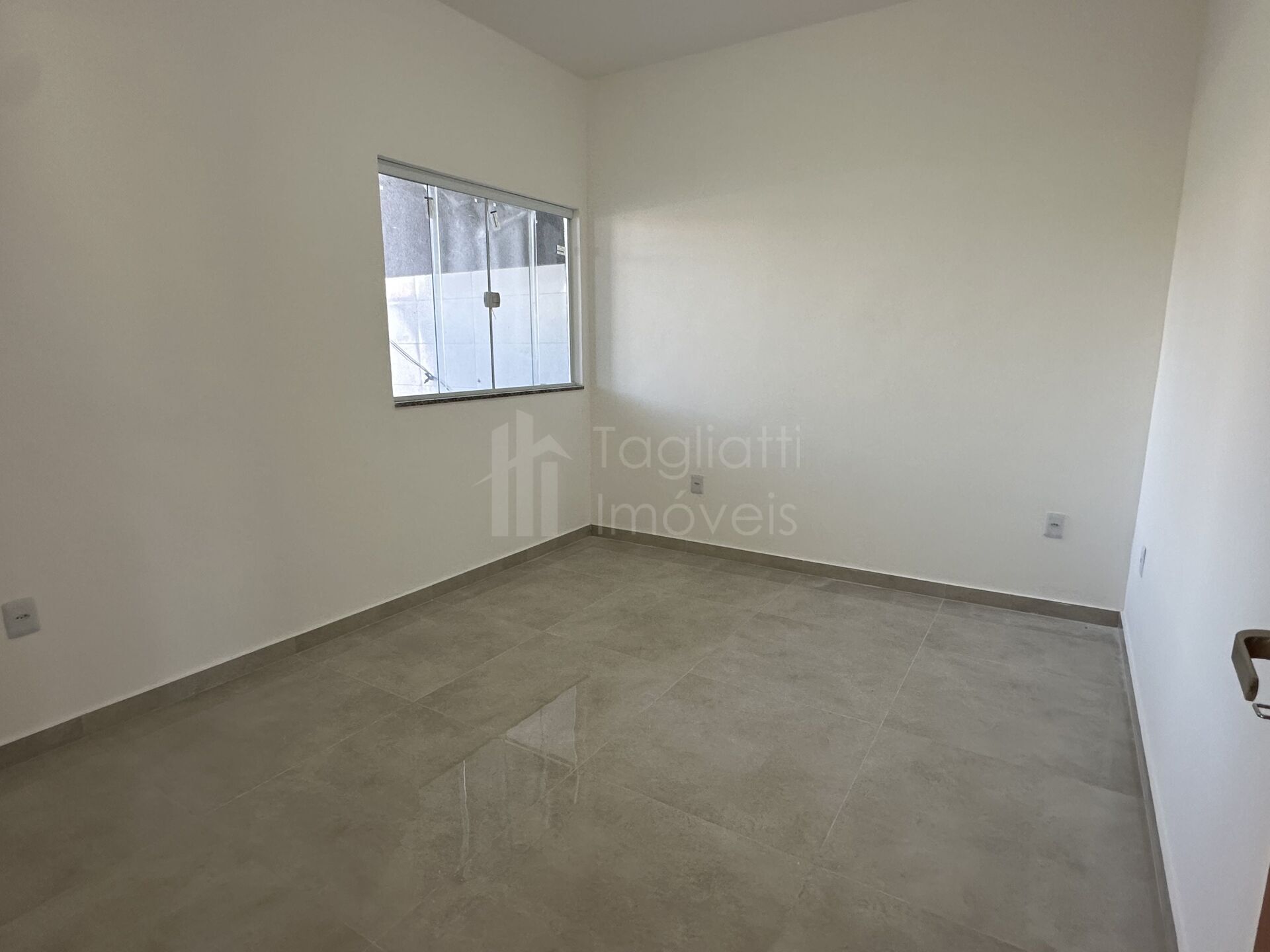 Casa à venda com 3 quartos, 81m² - Foto 8