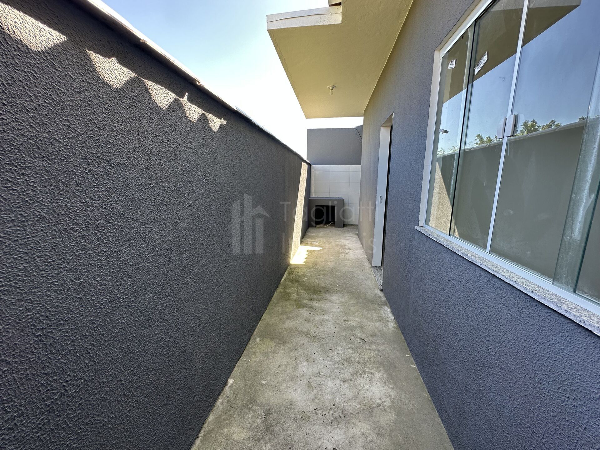 Casa à venda com 3 quartos, 81m² - Foto 12