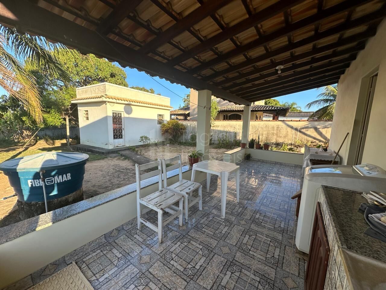Casa à venda com 2 quartos, 1360m² - Foto 11