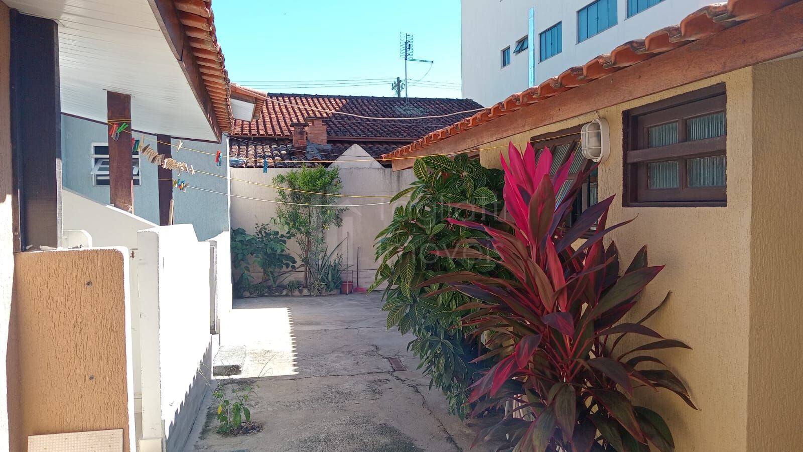 Casa à venda com 3 quartos, 243m² - Foto 17