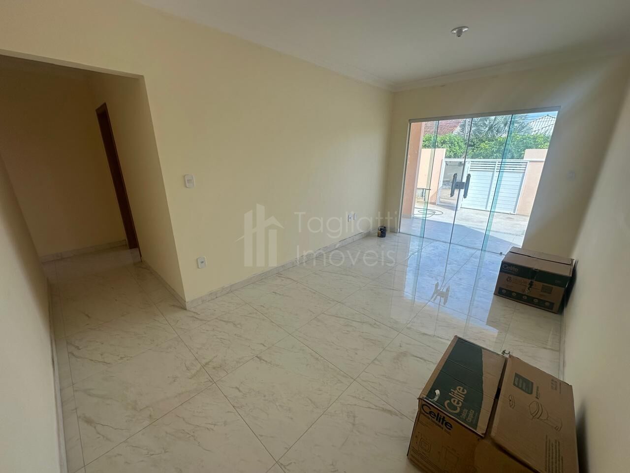 Casa à venda com 3 quartos, 112m² - Foto 4