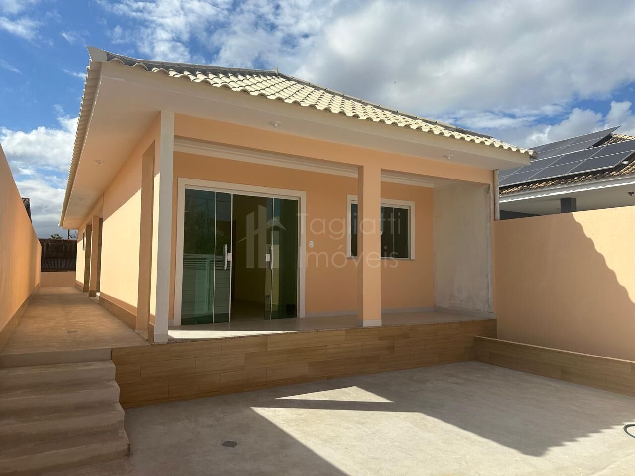 Casa à venda com 3 quartos, 112m² - Foto 2