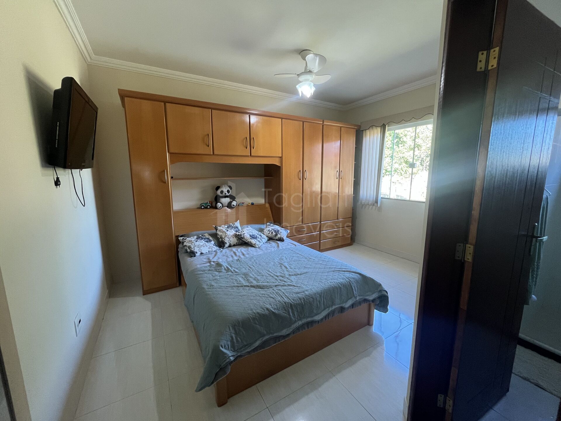 Casa à venda com 3 quartos, 200m² - Foto 8