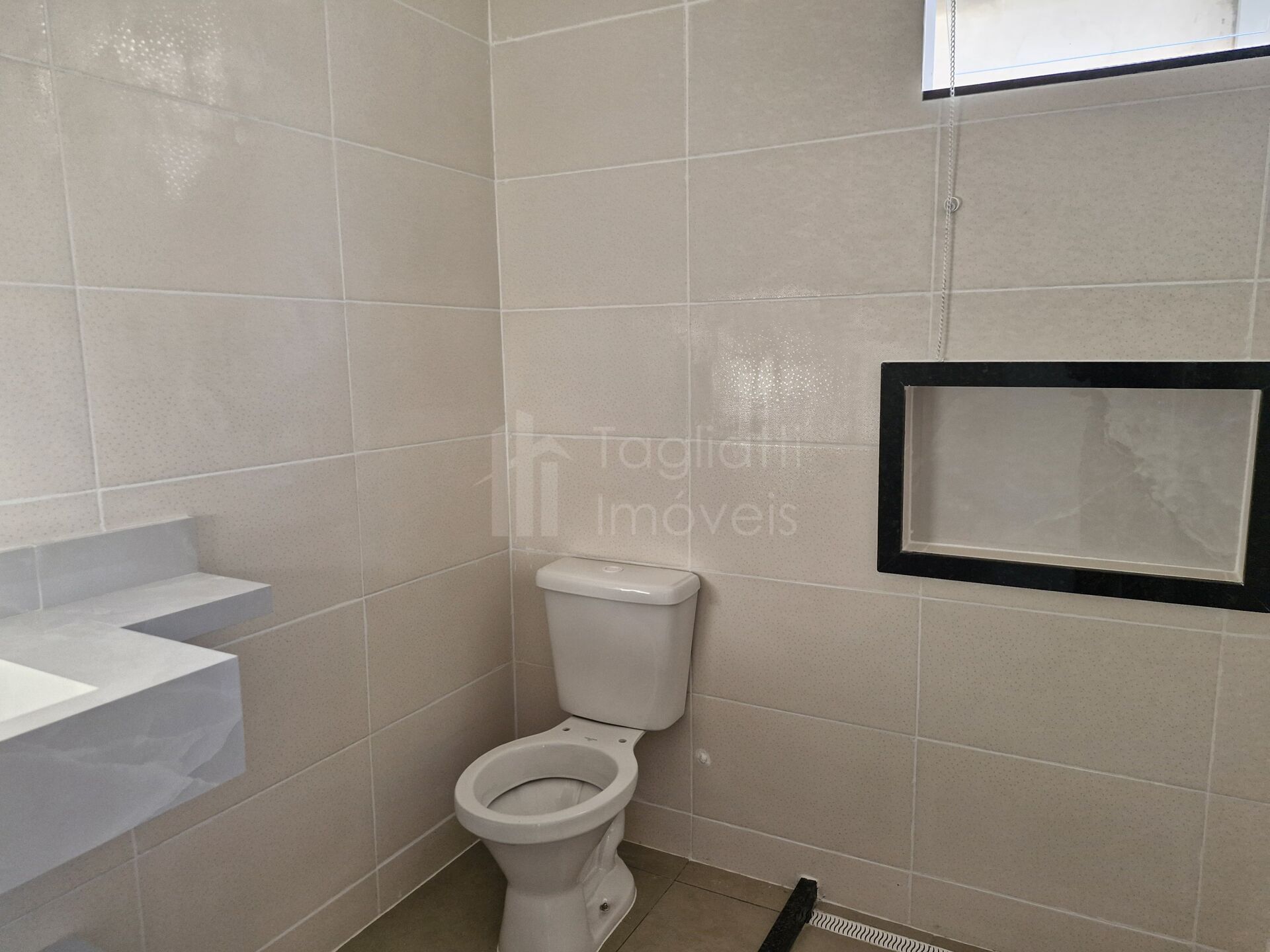 Casa à venda com 2 quartos, 67m² - Foto 11