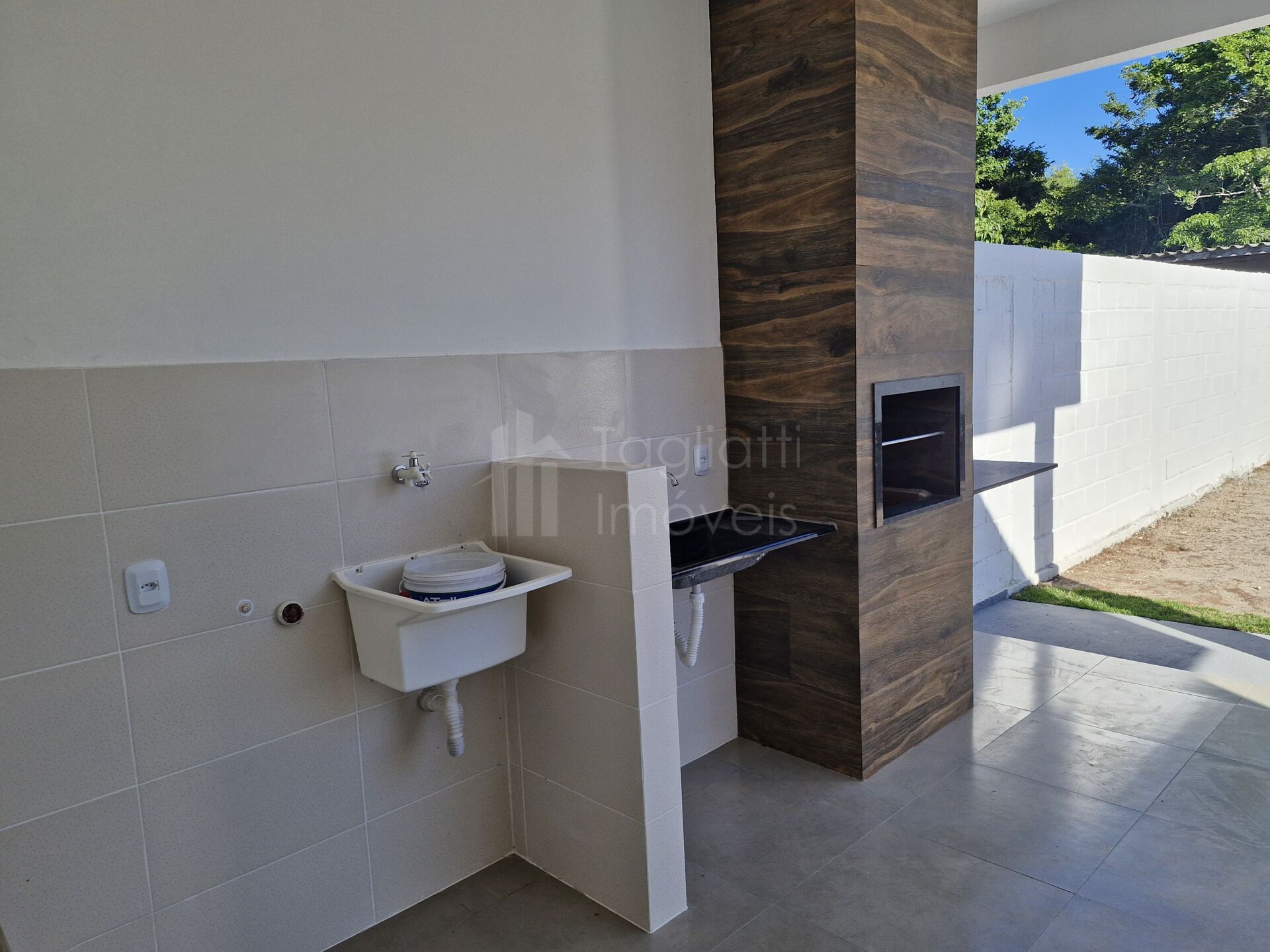 Casa à venda com 2 quartos, 67m² - Foto 13
