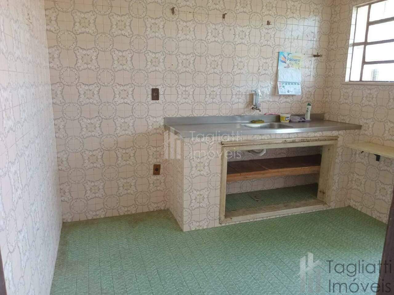 Casa à venda com 1 quarto, 60m² - Foto 4