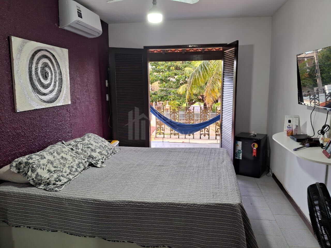 Casa à venda com 6 quartos, 200m² - Foto 16
