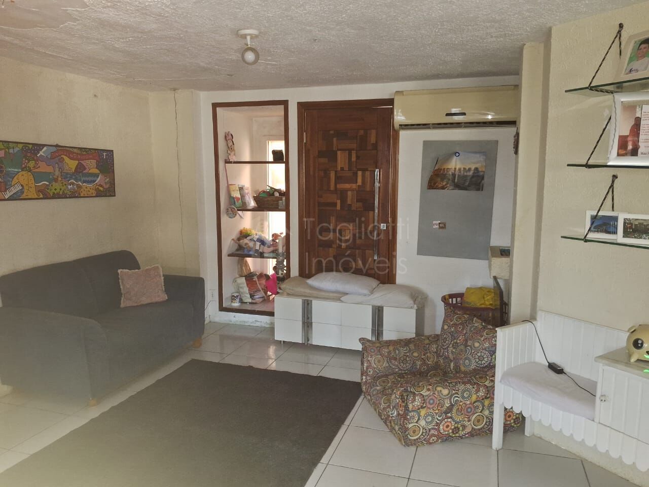 Casa à venda com 6 quartos, 200m² - Foto 5