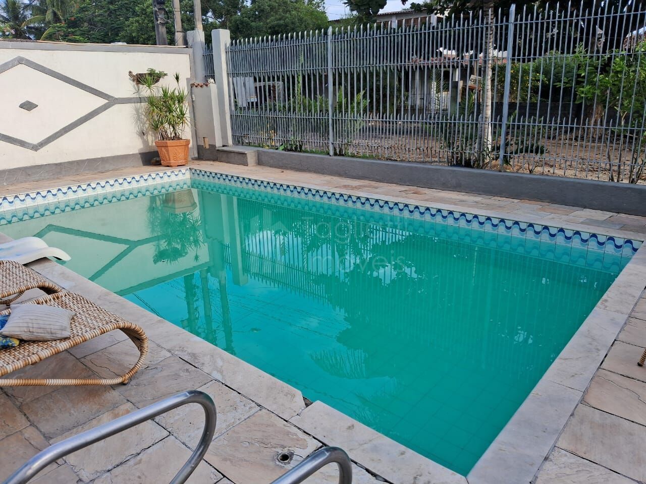 Casa à venda com 6 quartos, 200m² - Foto 24