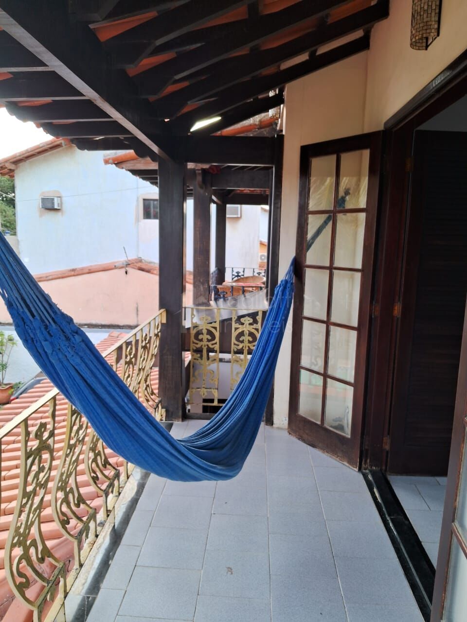 Casa à venda com 6 quartos, 200m² - Foto 18