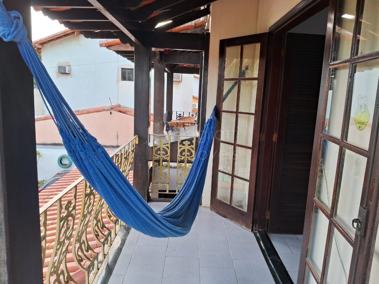 Casa à venda com 6 quartos, 200m² - Foto 17