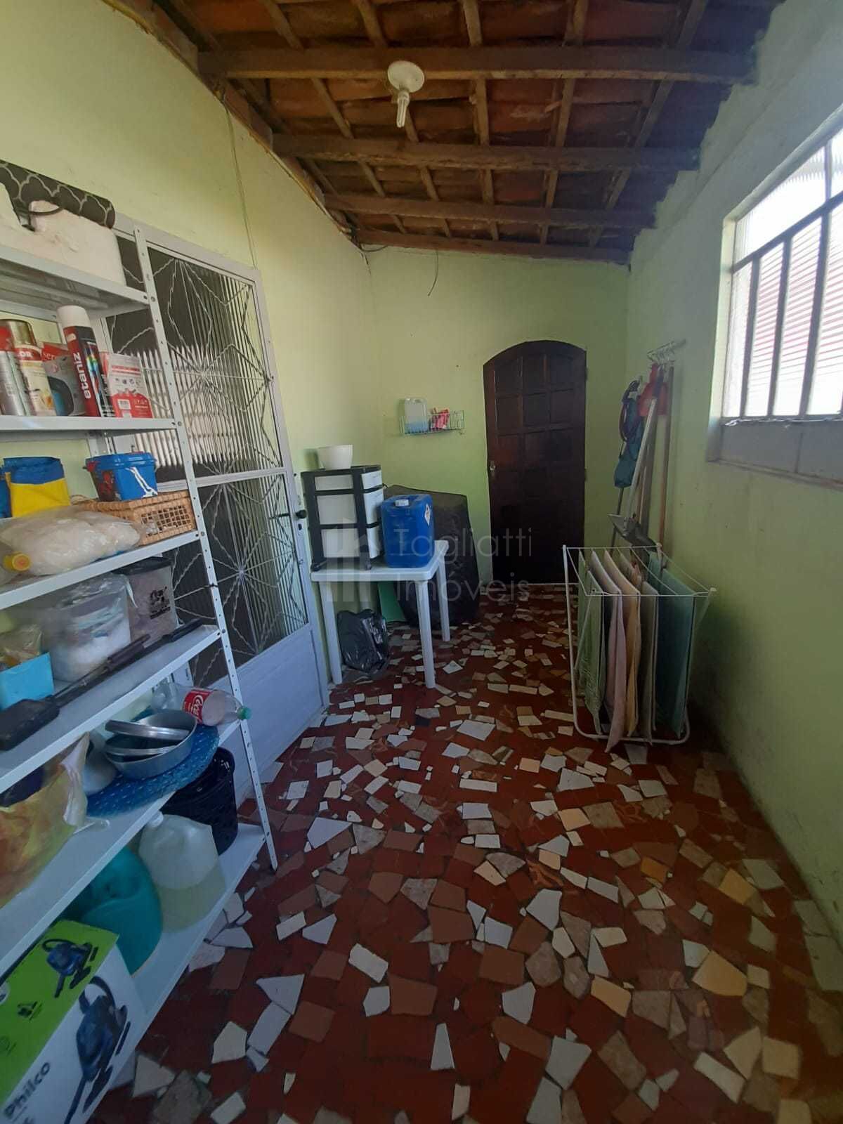 Casa à venda com 2 quartos, 100m² - Foto 9